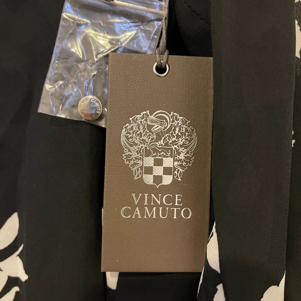 Camuto Floral Blouse - New with Tags - Picture 3 of 6